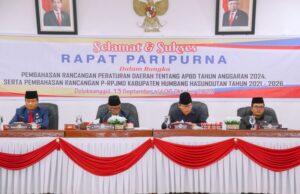 Pemkab Humbahas Sampaikan Nota Pengantar R-APBD 2024 dan Perubahan RPJMD 2021-2026