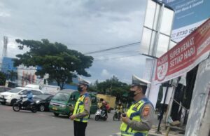 *Polrestabes Bandung, Polda Jabar – Polsek Cinambo*. Bentuk pelayanan kepada masyarakat